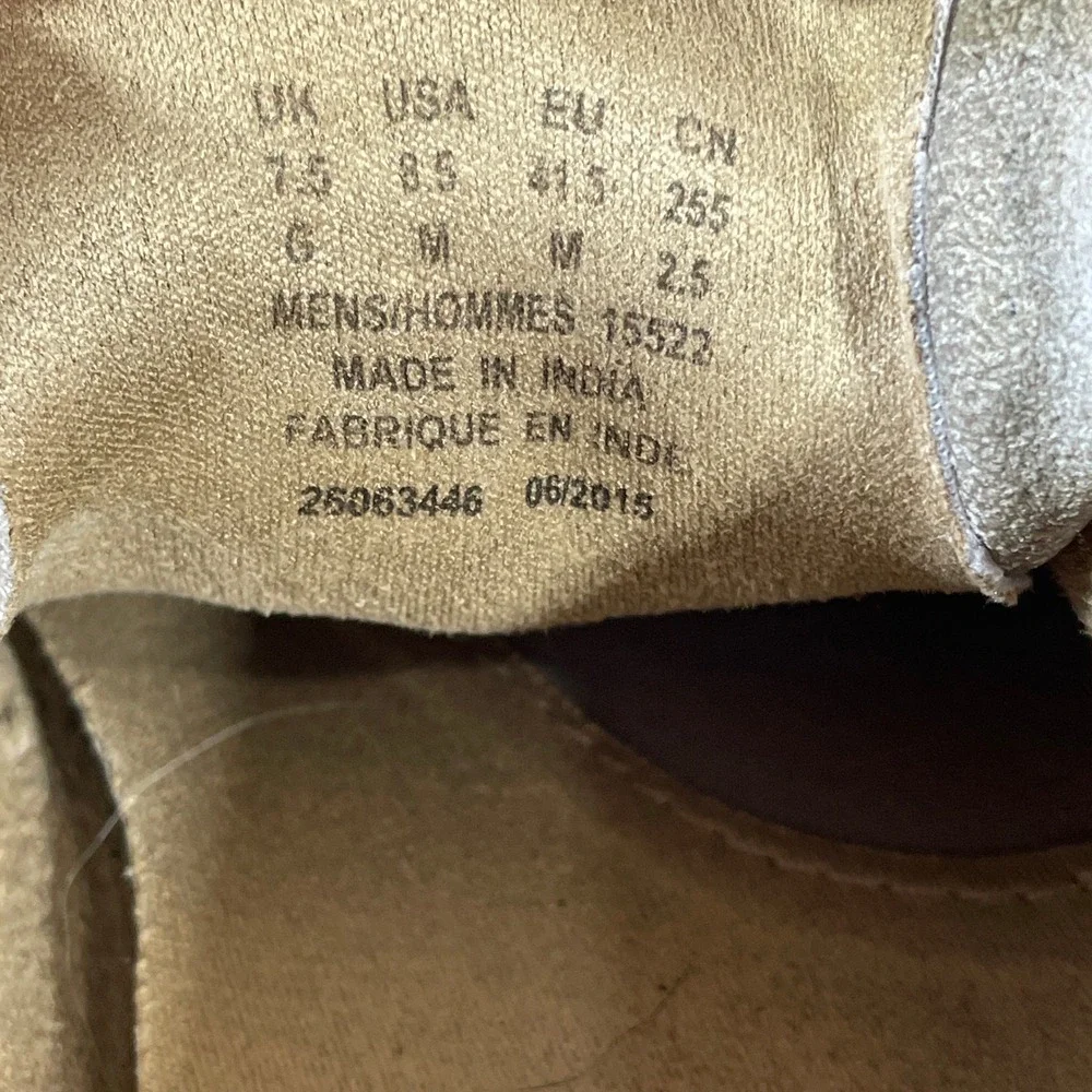 Clarks Wallabee Chukka Boot Mens 8.5 Sand Suede Moc Toe Casual Crepe Sole